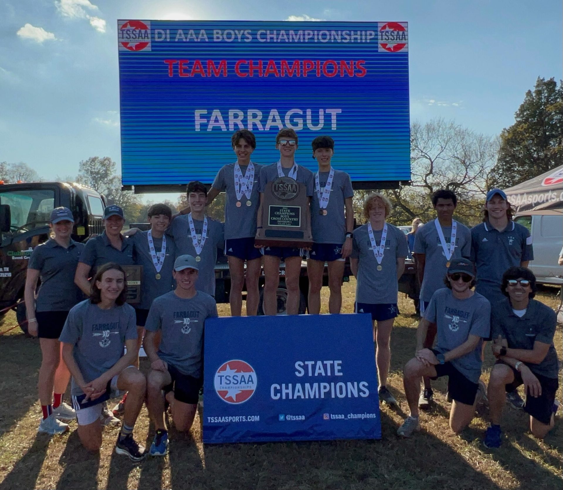 2022 CROSSCOUNTRY STATE RECAP Farragut boys end title drought; CAK