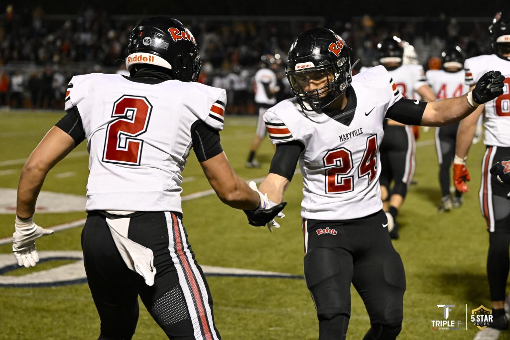 The Maryville Rebels fell to the Oakland Patriots, 21-13 on Frid